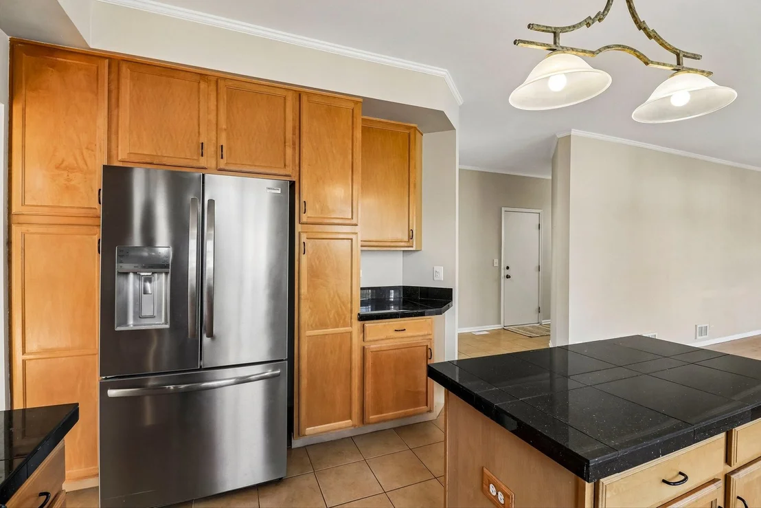 Photo of 6212 Formoor Lane