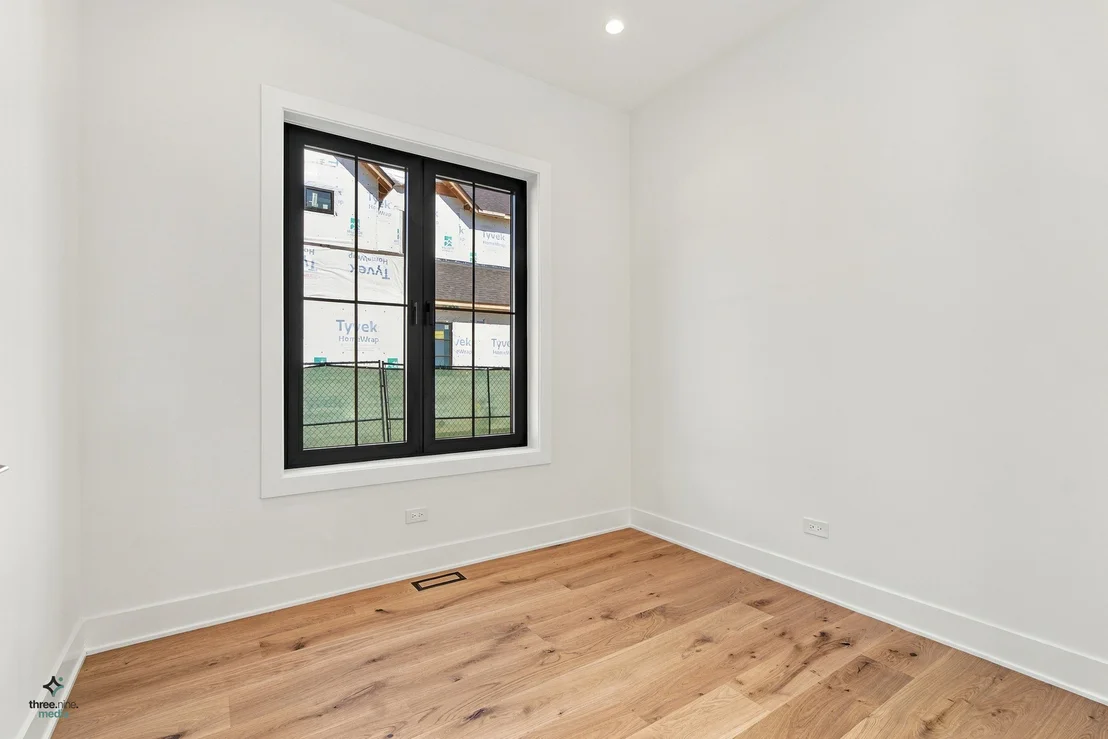 Photo of 414 Forest Edge Drive