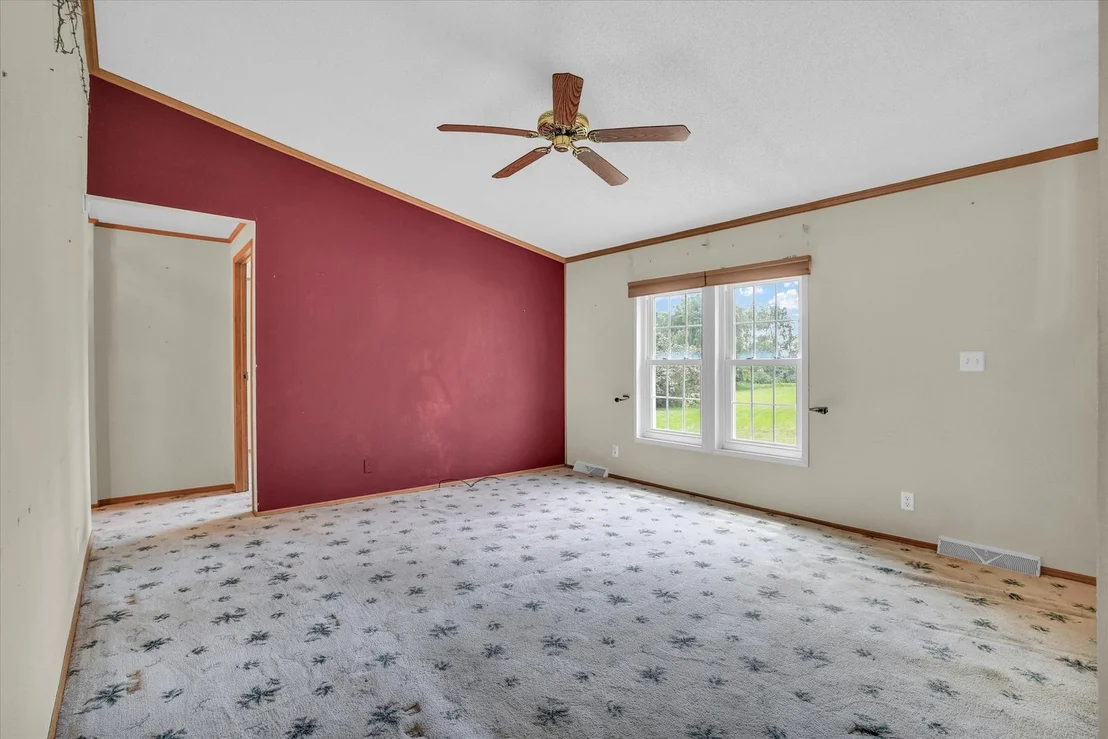 Photo of 425 County Road 1575 E
