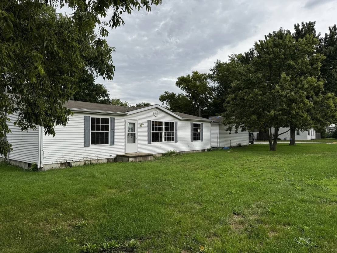 Photo of 712 E Main Street