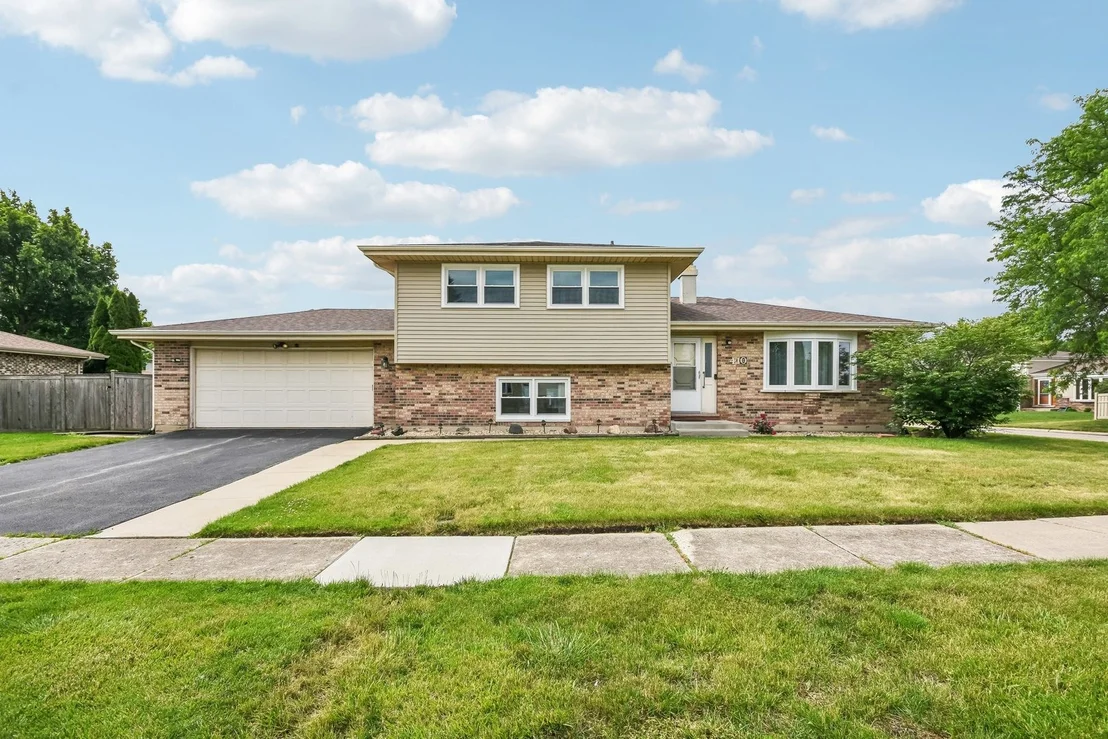 Photo of 410 Flint Trail