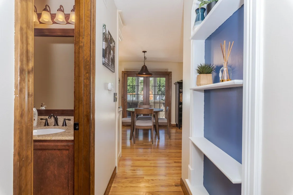 Photo of 1614 Barton Drive
