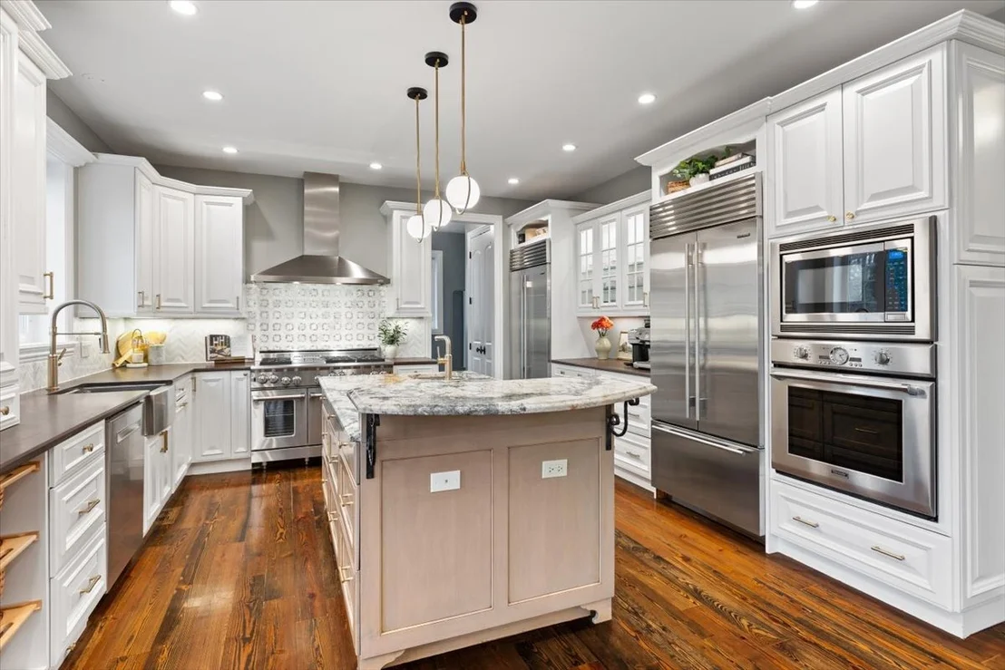 Photo of 1021 Linden Lane