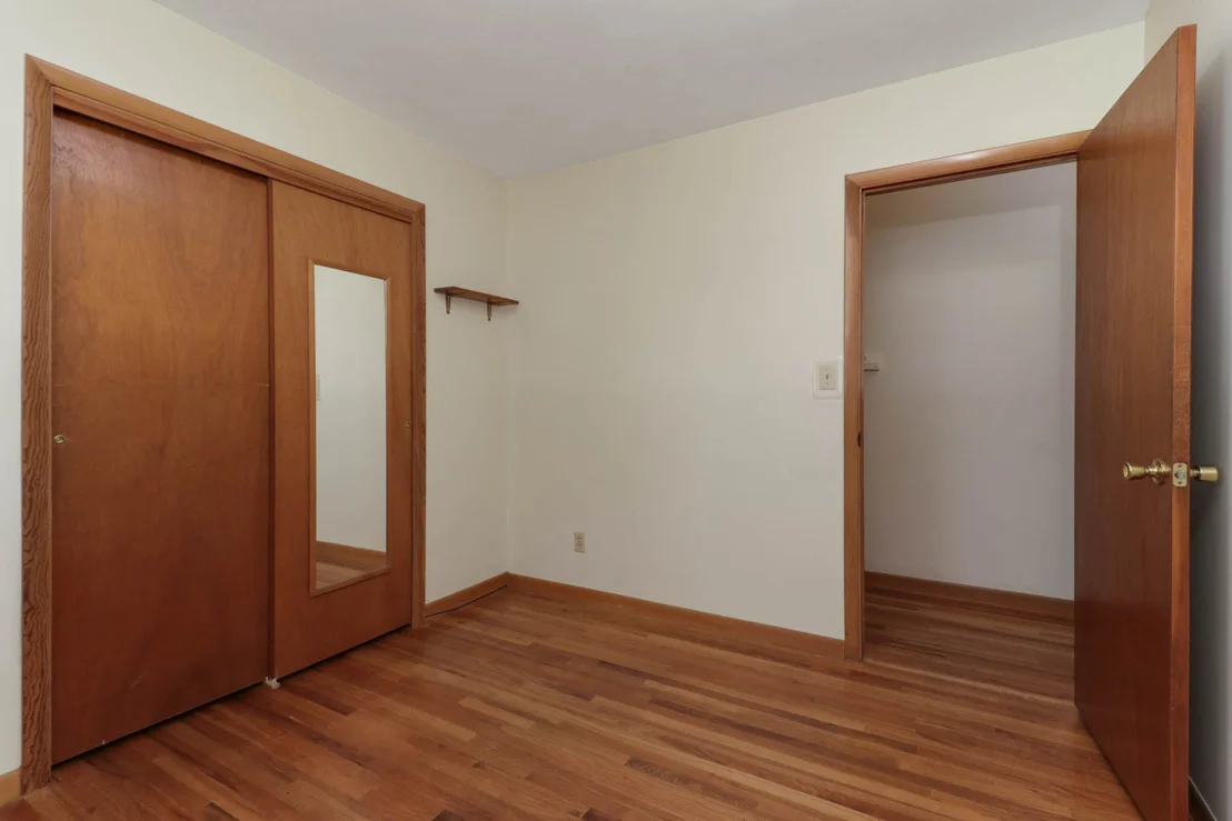 Photo of 807 Sheridan Road