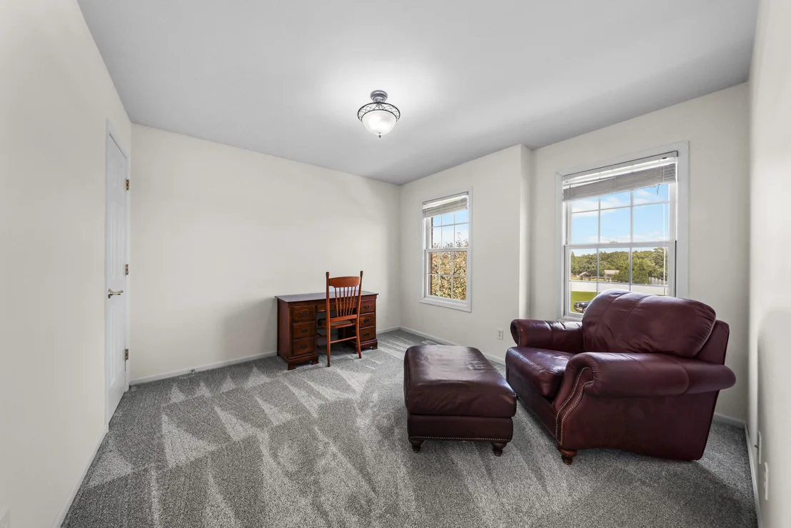Photo of 1223 Fox Run Drive