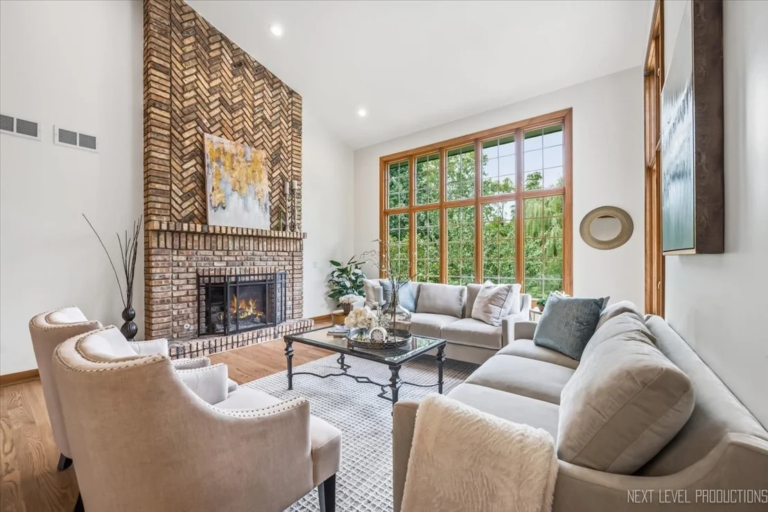 Photo of 3663 Wolf Road