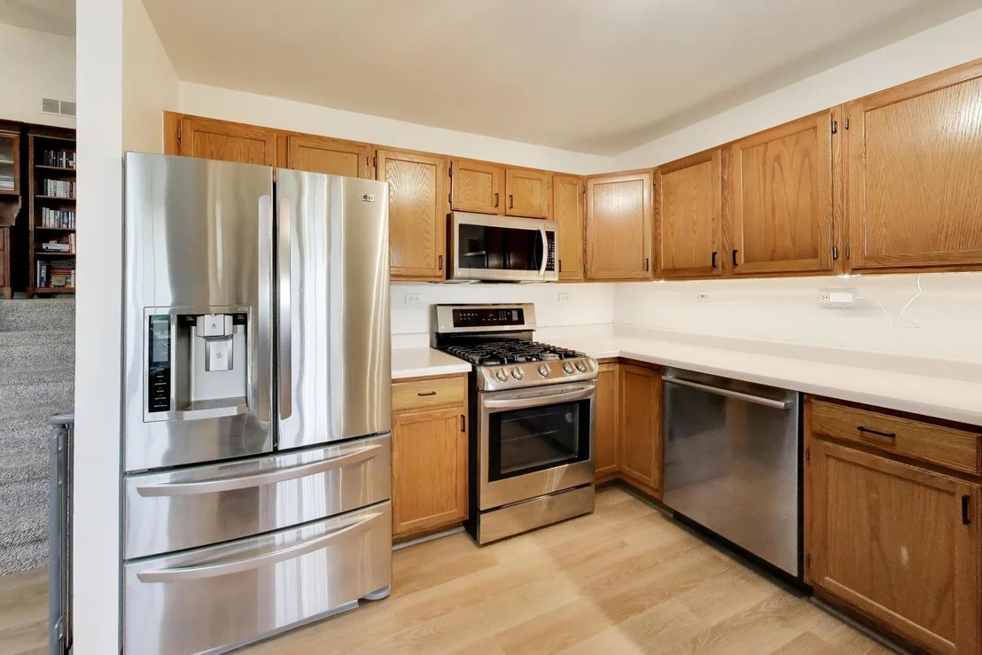 Photo of 919 Millcreek Circle