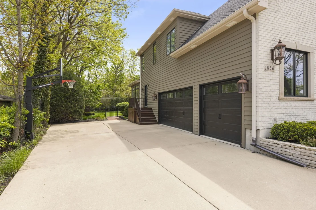 Photo of 1046 Sylvan Circle