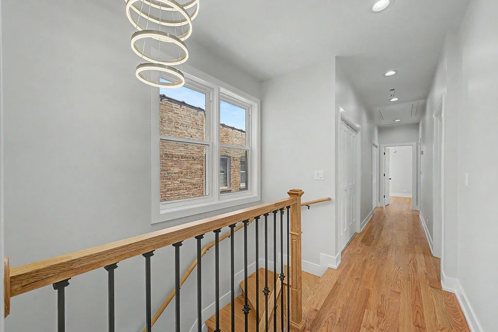 Photo of 923 N MASSASOIT Avenue