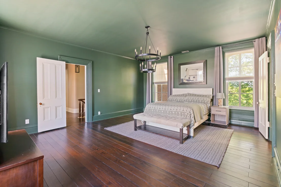 Photo of 1542 Plainfield Road
