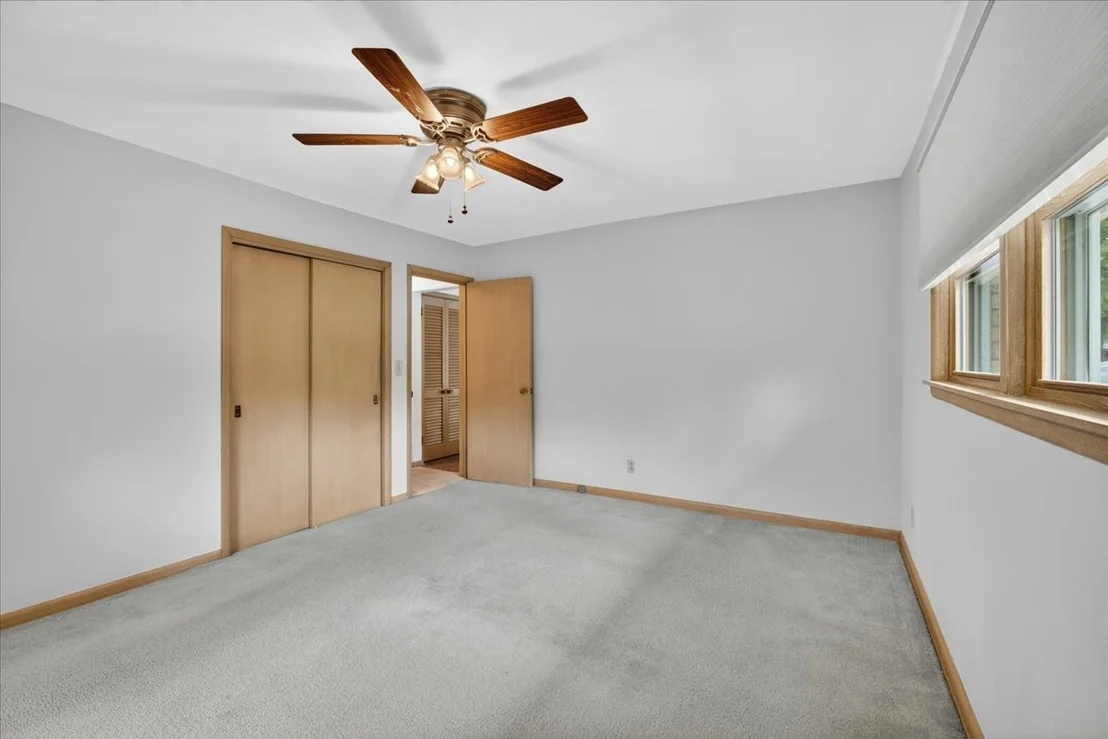 Photo of 404 Fairview Boulevard