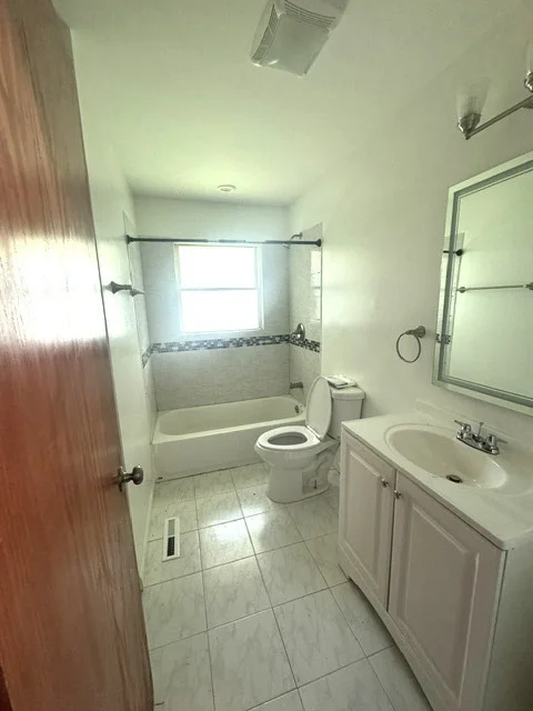 Photo of 2910 Killarney Drive