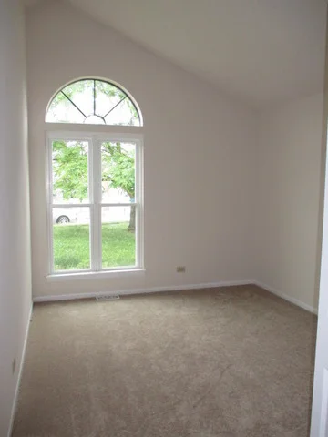 Photo of 352 Forest Court