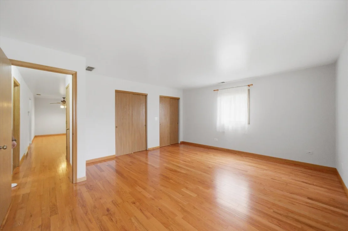 Photo of Unit D at 650 WAVERLY Drive