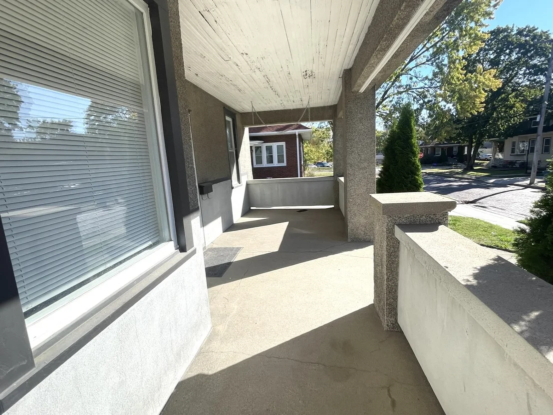 Photo of 2215 3rd Street