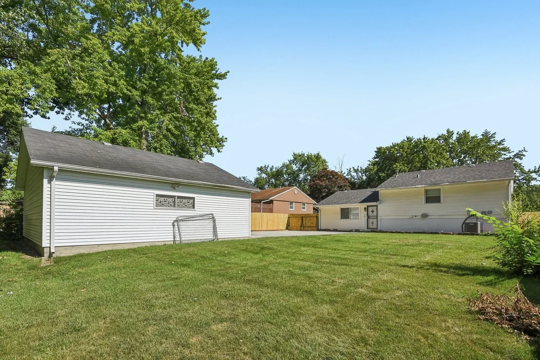 Photo of 151 E Maple Drive