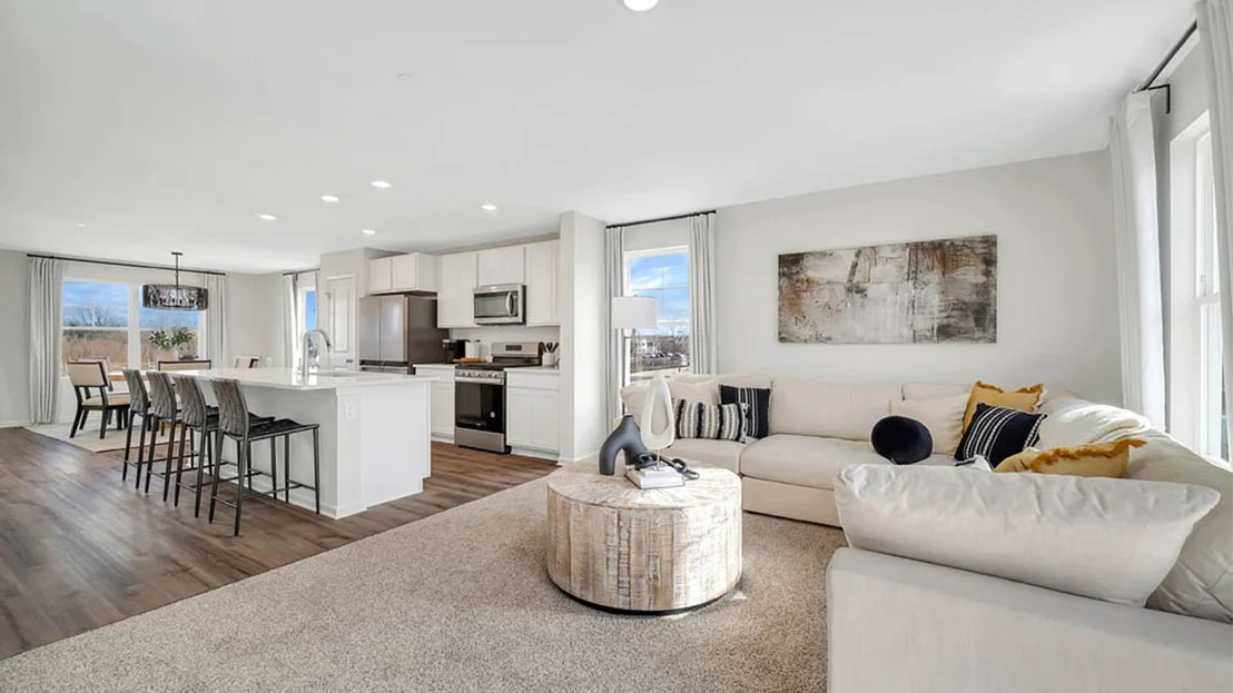 Photo of 419 Lakeshore Court