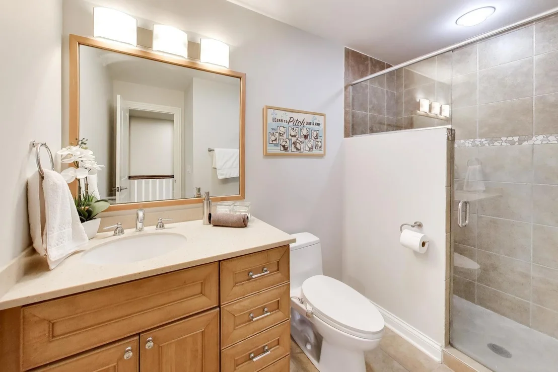 Photo of 2214 Ash Lane