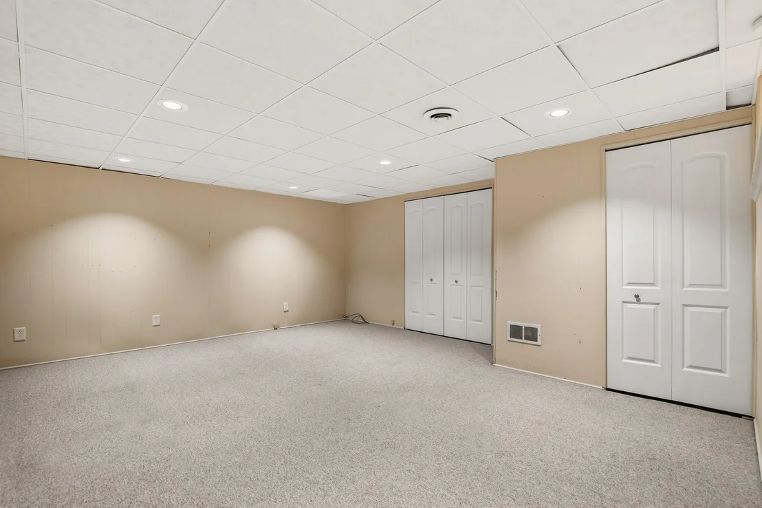 Photo of 415 Sunnybrook Lane
