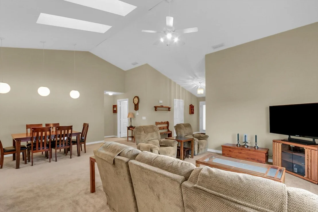 Photo of Unit 1 at 1614 Windward Point