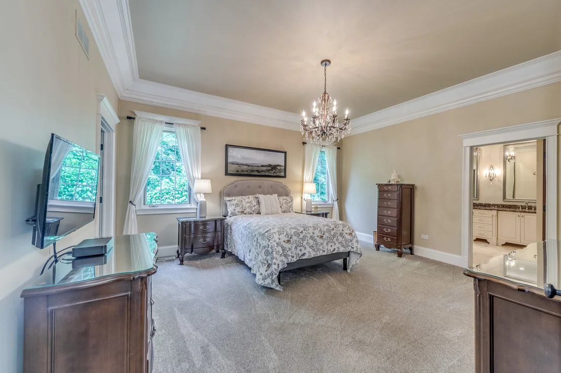 Photo of 8N669 Edgewood Road