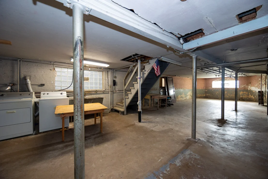 Photo of 5226 W Wolfram Street