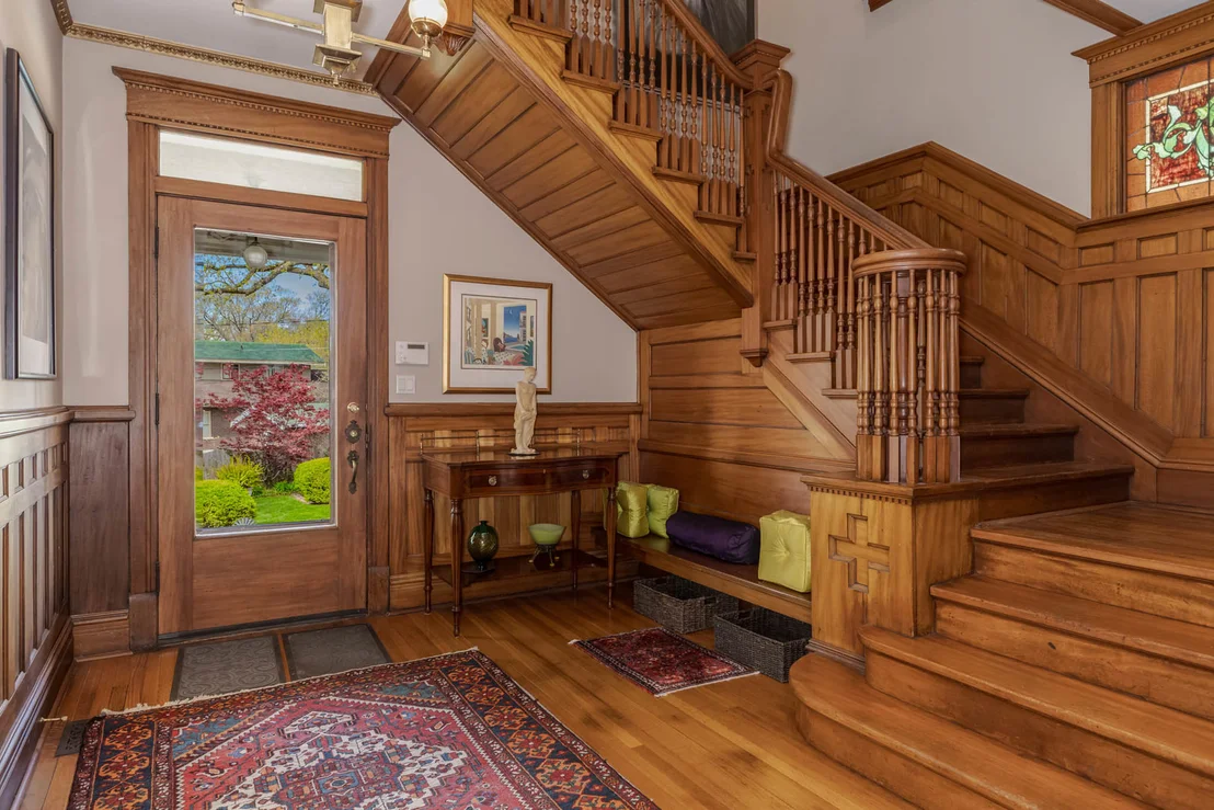 Photo of 5 Broadway Place