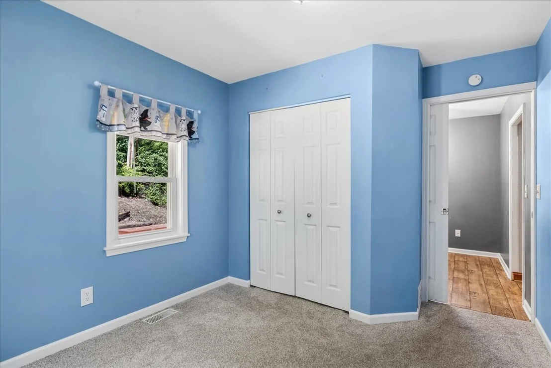 Photo of 116 Valley Drive