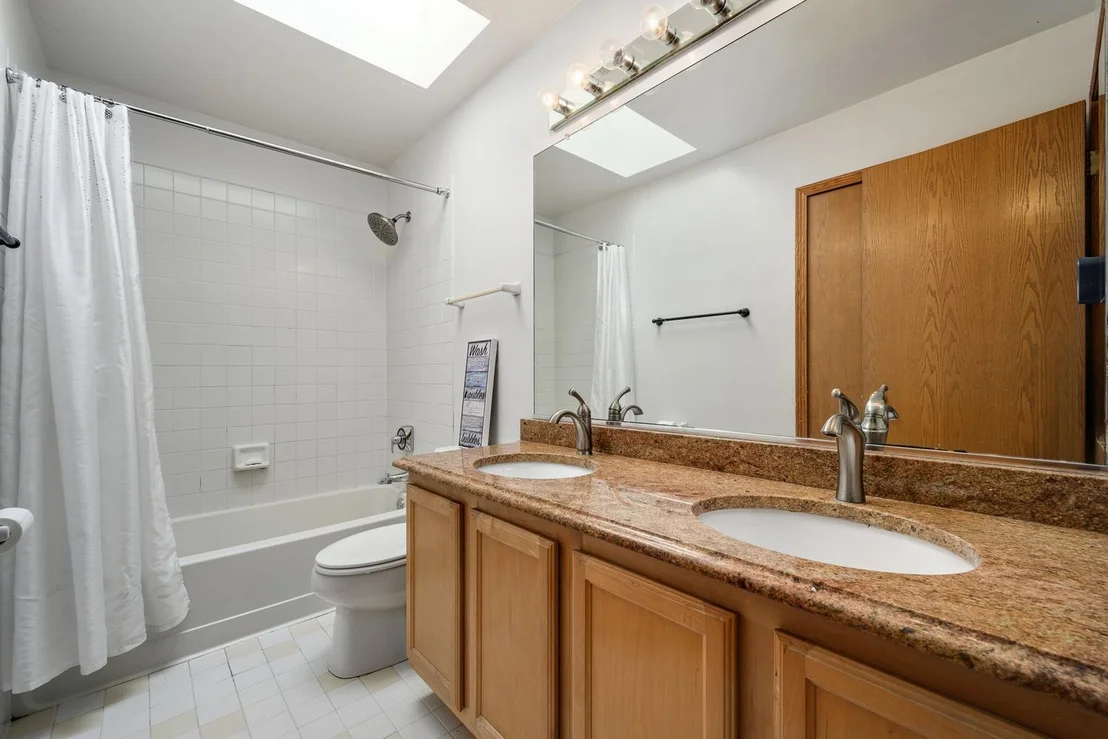 Photo of 5282 Galloway Drive