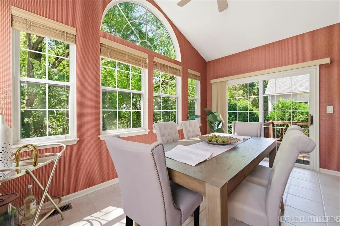 Photo of 865 Cambridge Drive