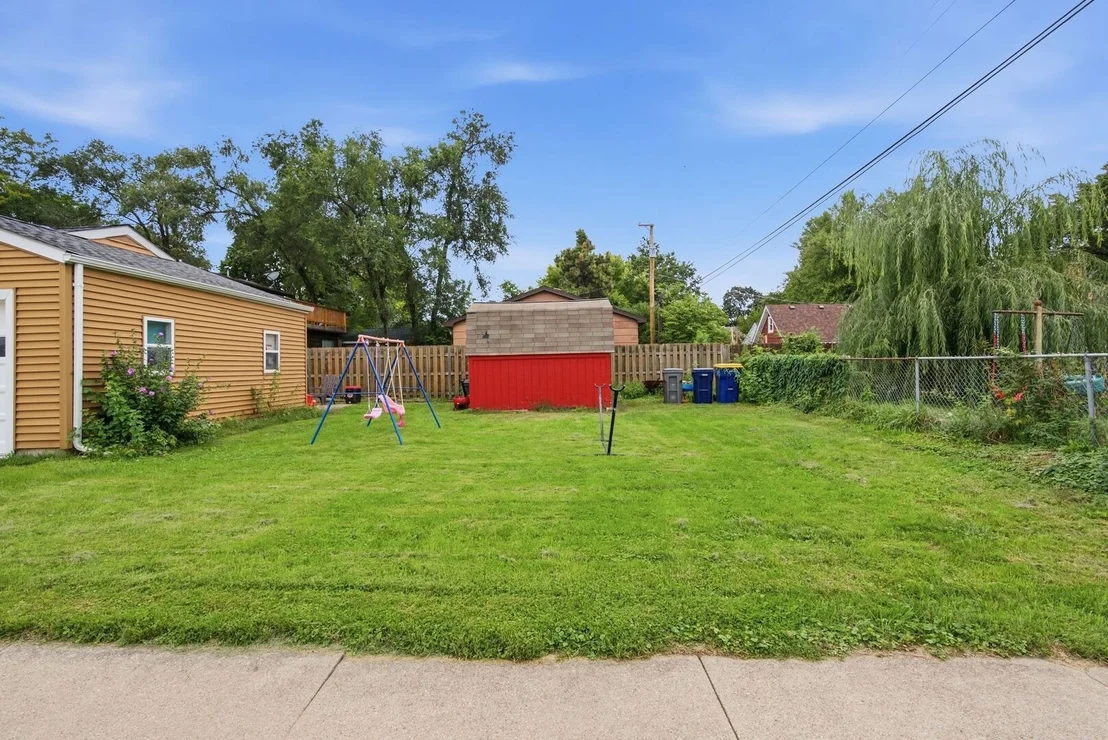 Photo of 1270 Van Street
