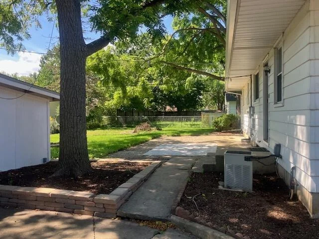 Photo of 2109 W 7th St Street
