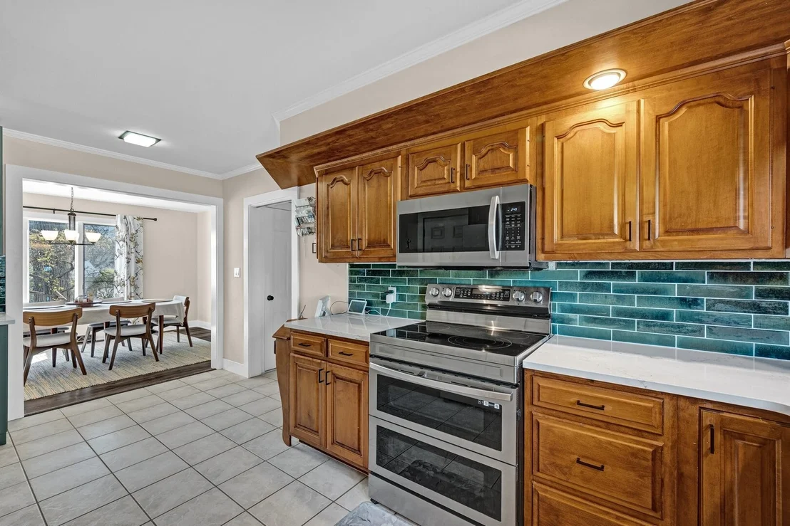 Photo of 903 Crestline Drive