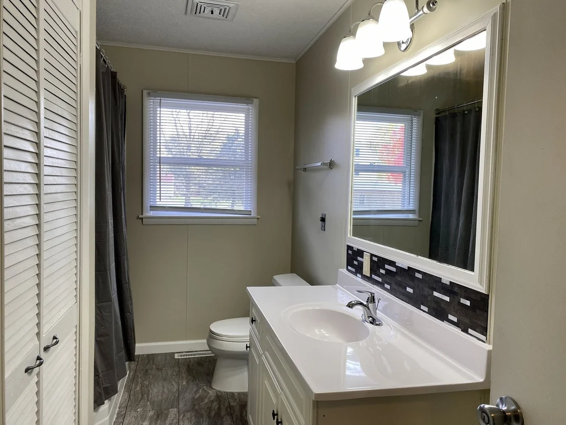 Photo of 301 W Main Street