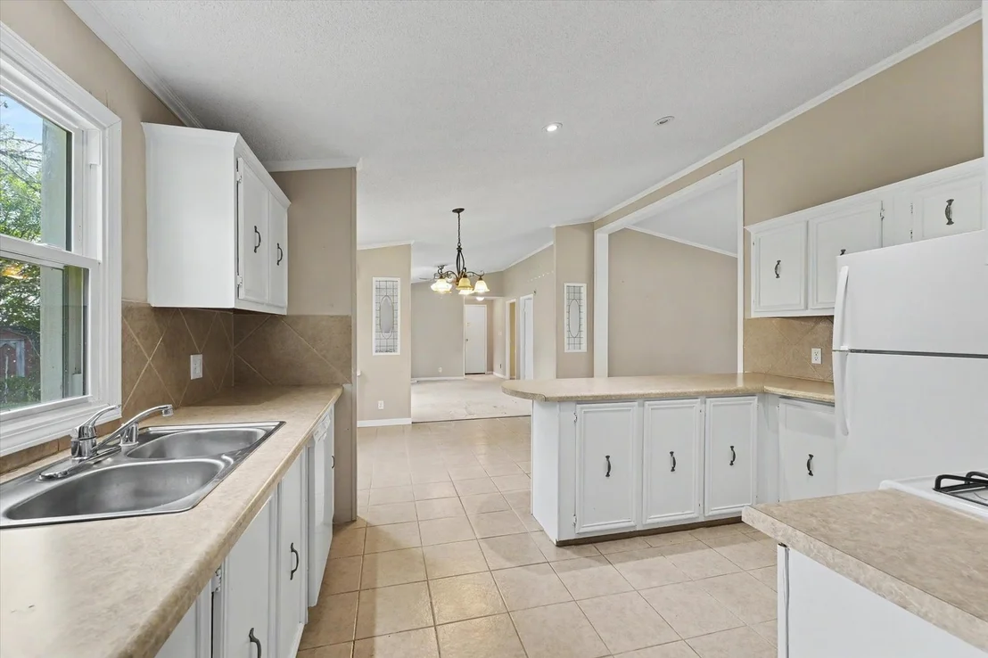 Photo of 14 CHERRY Court
