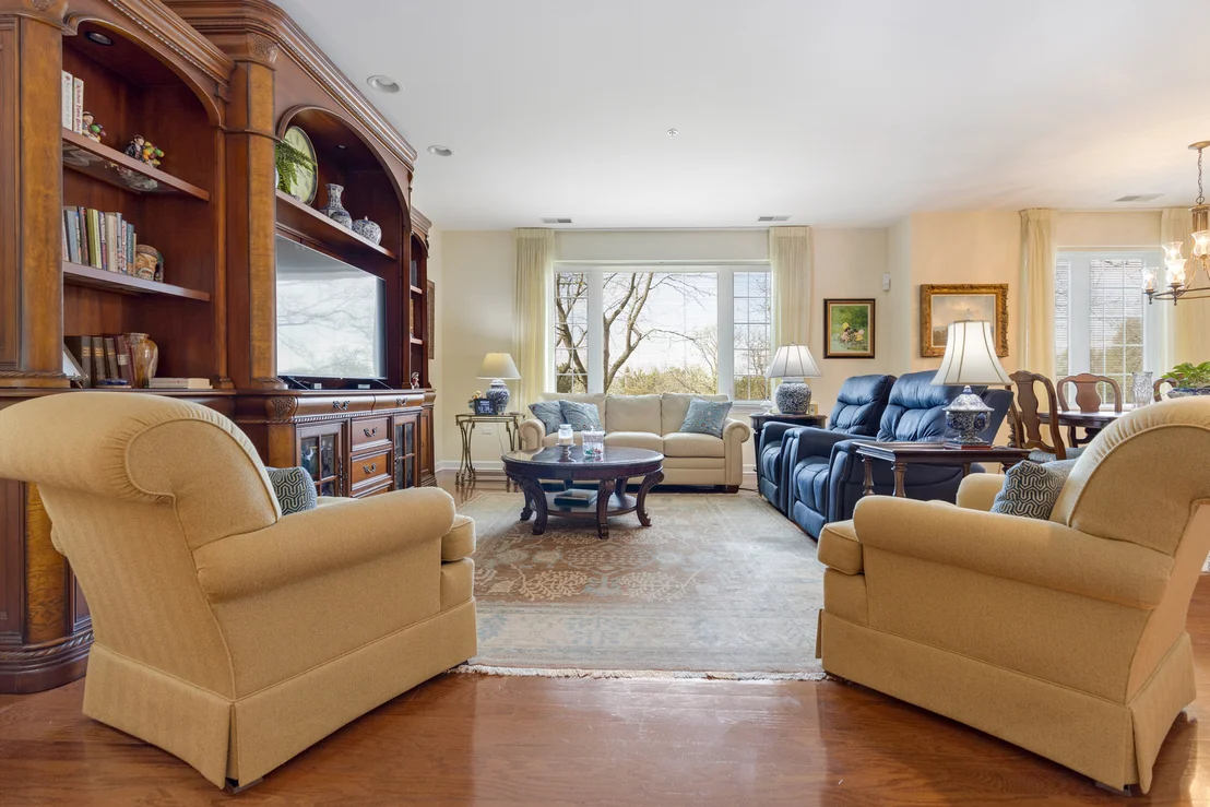 Photo of Unit 202 at 2640 Summit Drive