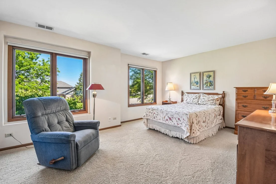 Photo of 2545 Harbor Drive