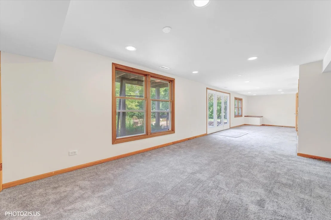 Photo of 970 Ponderosa Lane