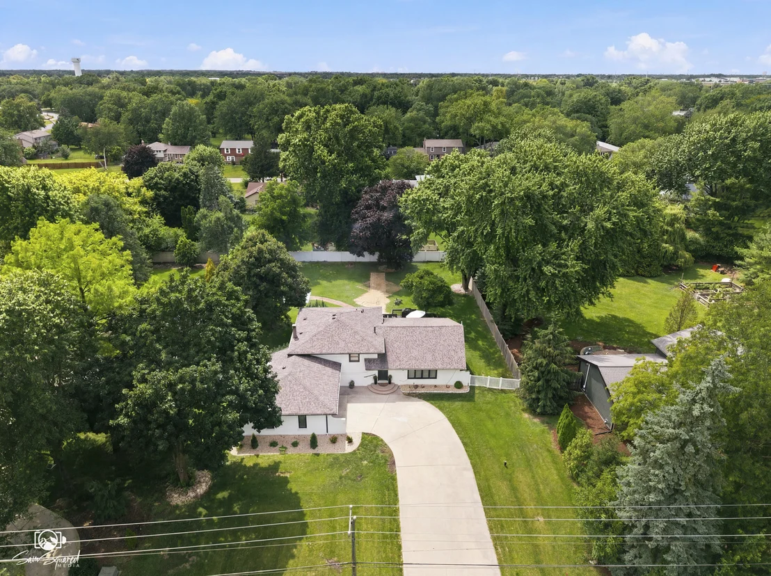 Photo of 11S528 Book Road
