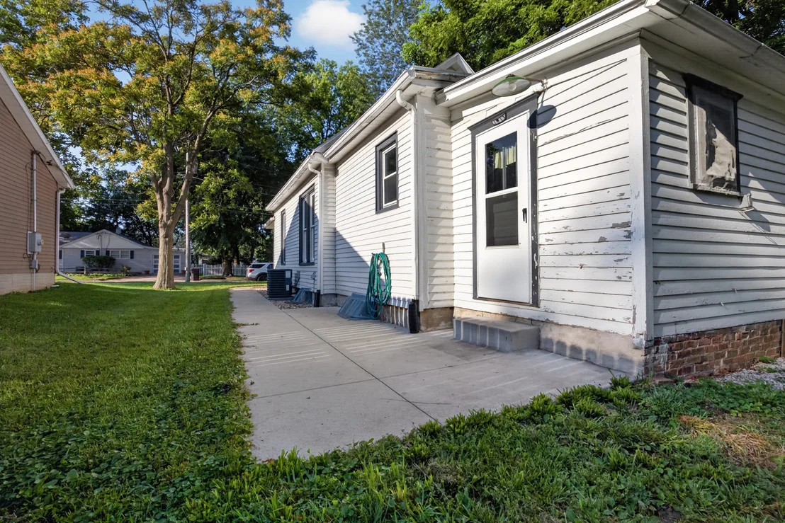 Photo of 306 E Locust Street