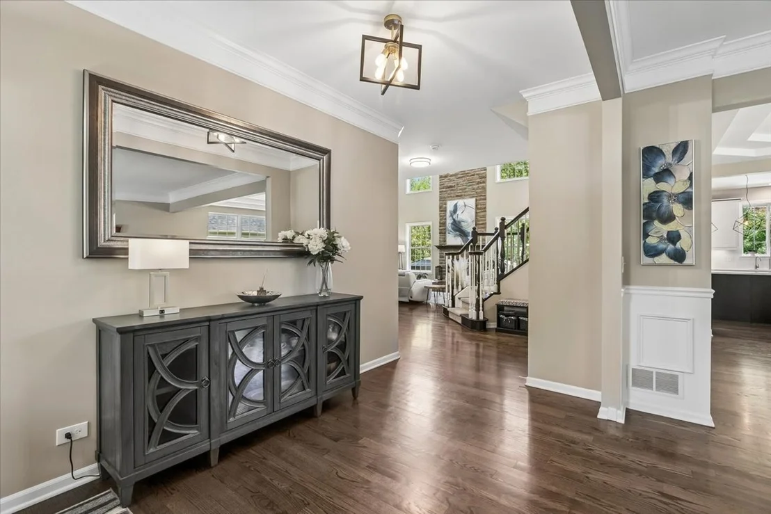 Photo of 1085 Waterview Circle