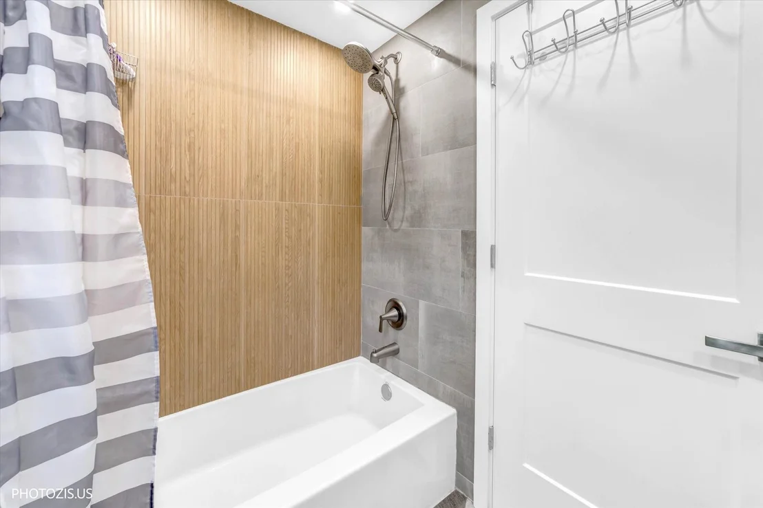 Photo of 1111 Plum Grove Circle