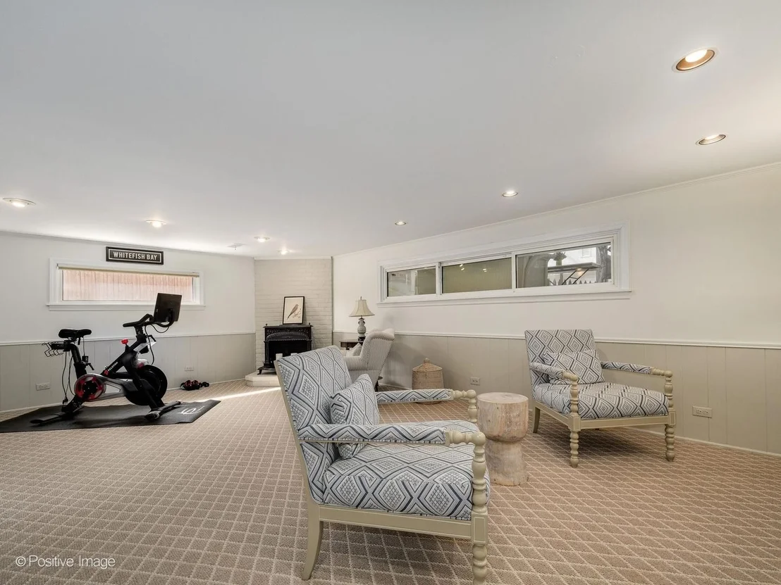 Photo of 674 Highview Terrace