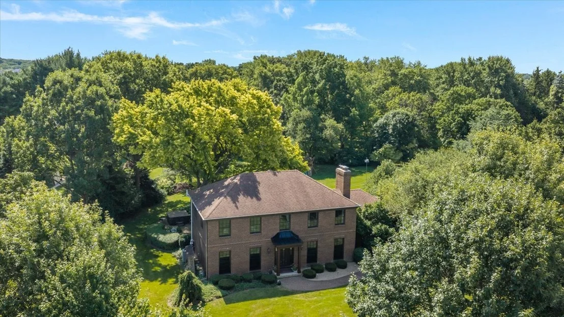 Photo of 40W170 Deer Run Drive