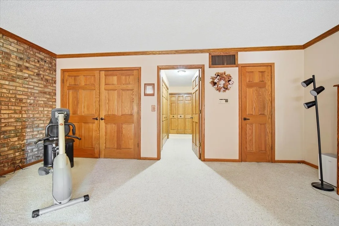 Photo of 2 Breckenridge Drive