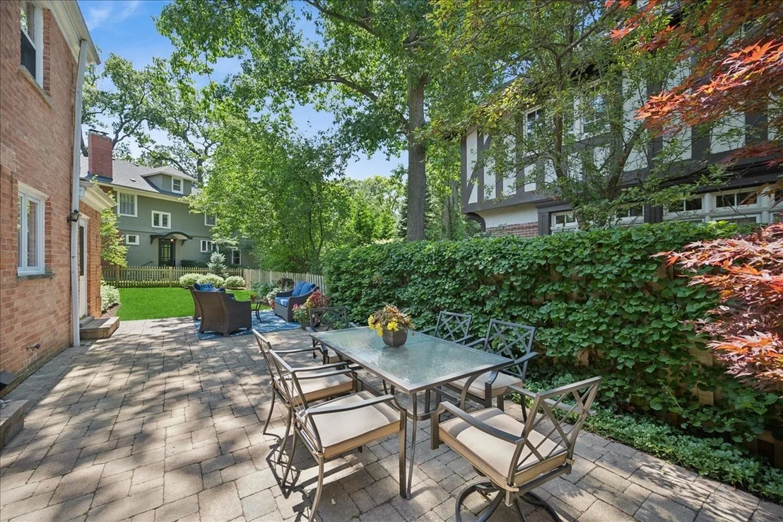 Photo of 870 Prospect Avenue