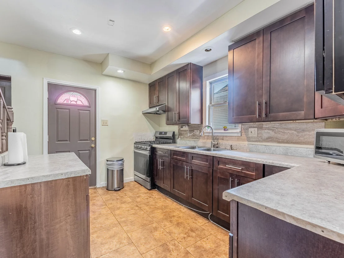 Photo of 1333 Willow Avenue