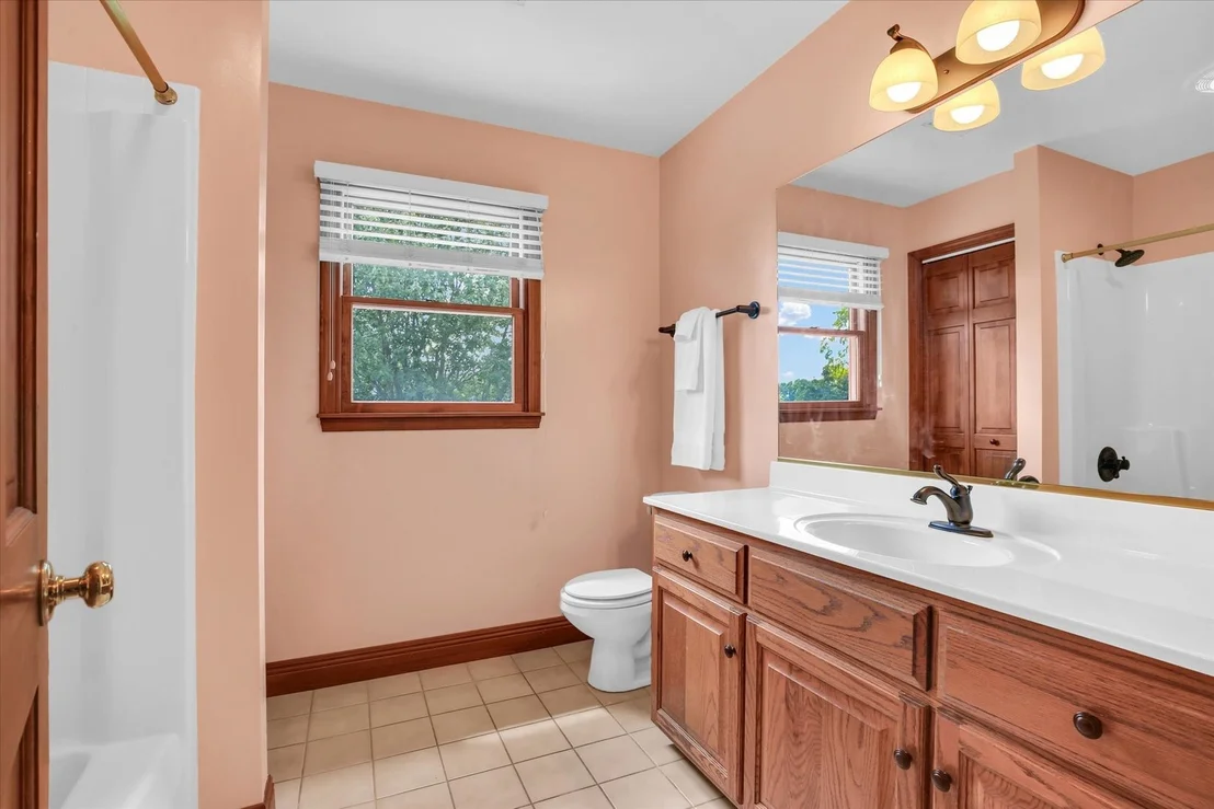 Photo of 2701 Summerhill Lane