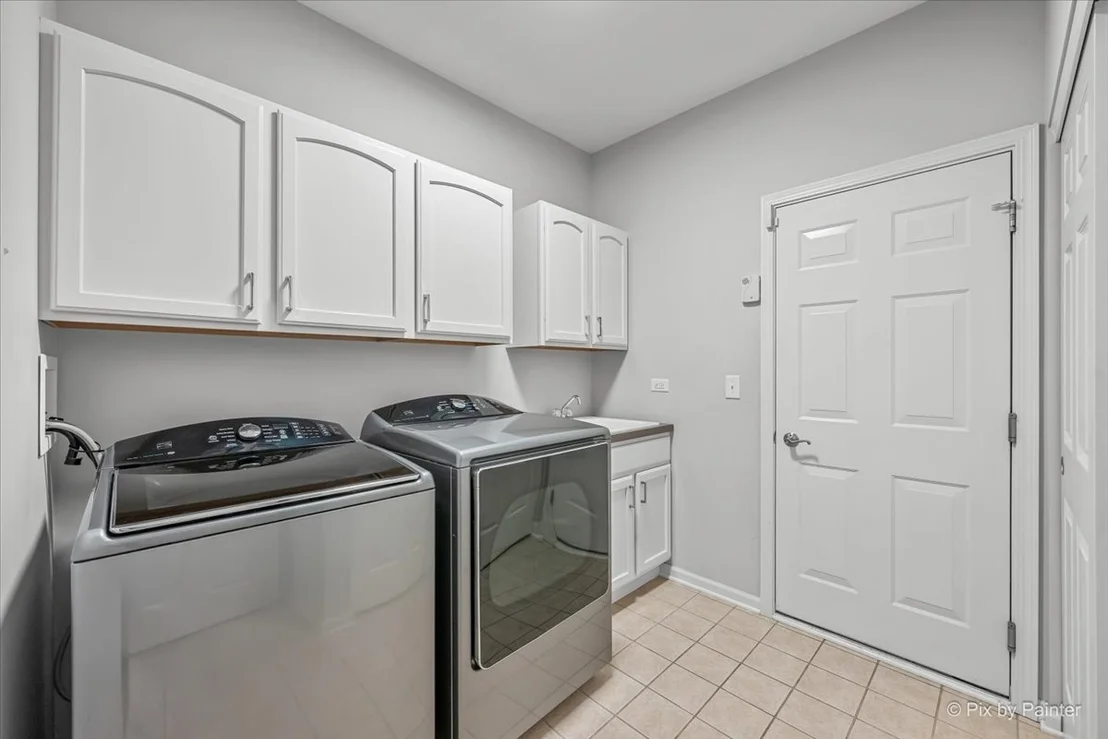 Photo of 341 Foxford Drive