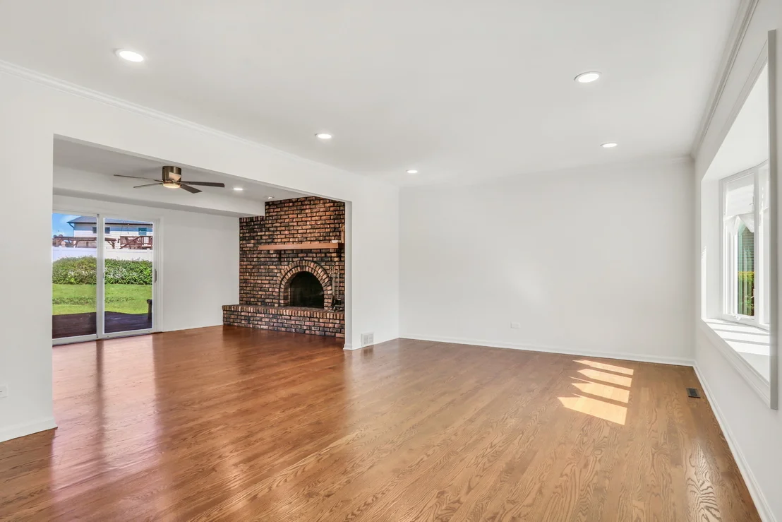 Photo of 1430 W Jo Ann Lane